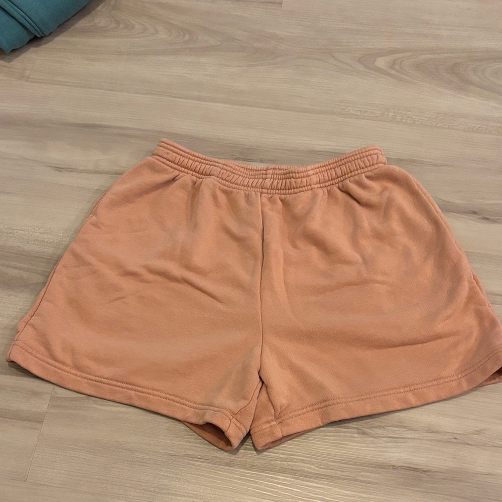 Aerie Women's Peach Sweat Shorts